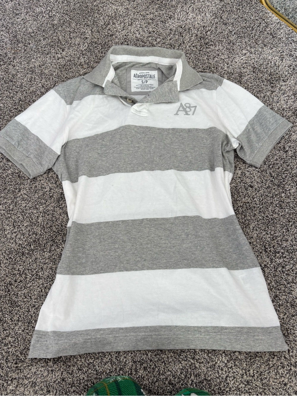 Vintage rare 2000s aeropostale polo